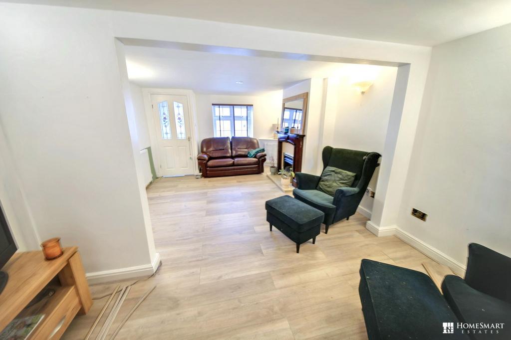 Lounge / Dining Room