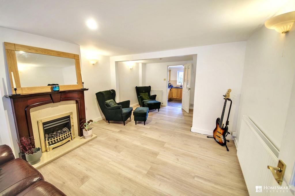Lounge / Dining Room