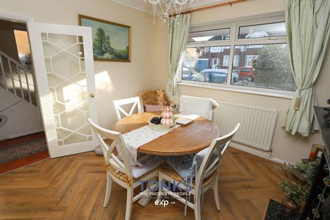 undefined, Barnford Crescent, Oldbury B68