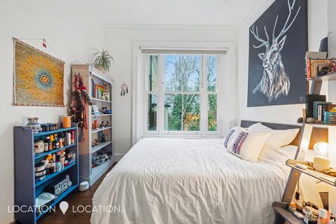 3 bedroom ground floor flat to rent, Evering Road, London, N16