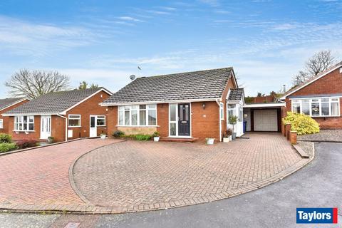 3 bedroom detached bungalow for sale, Hewell Close, Kingswinford DY6