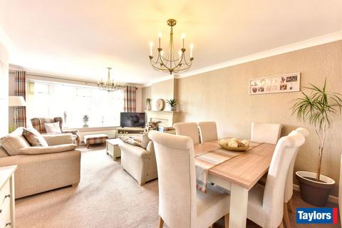3 bedroom detached bungalow for sale, Hewell Close, Kingswinford DY6