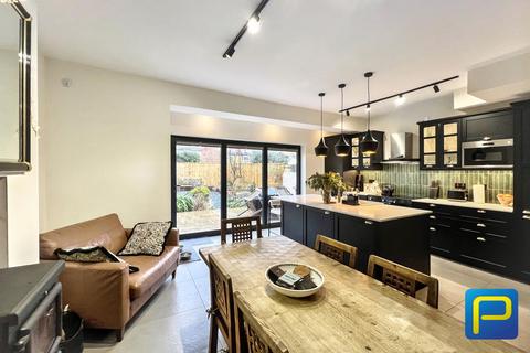 4 bedroom terraced house for sale, Ventnor Gardens, Whitley Bay, Tyne and Wear, NE26 1QB