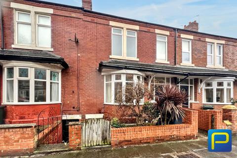 4 bedroom terraced house for sale, Ventnor Gardens, Whitley Bay, Tyne and Wear, NE26 1QB