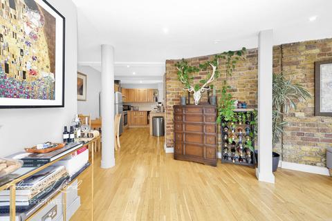 2 bedroom apartment for sale, Leonard Street, Shoreditch, London EC2