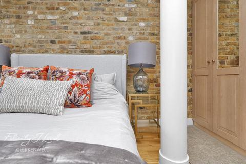 2 bedroom apartment for sale, Leonard Street, Shoreditch, London EC2