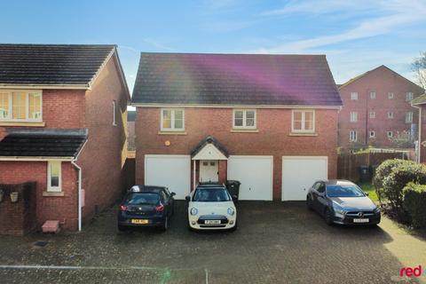 1 bedroom flat to rent, Tasker Square, Cardiff,