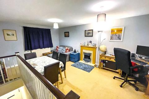 1 bedroom flat to rent, Tasker Square, Cardiff,