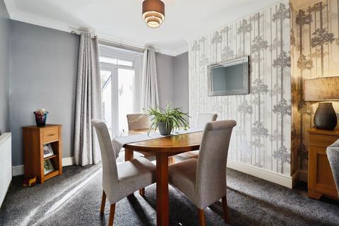 3 bedroom terraced house for sale, Pearl Street, Cardiff