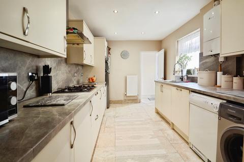 3 bedroom terraced house for sale, Pearl Street, Cardiff