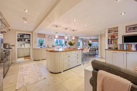 4 bedroom detached house for sale, Main Street, Stoke Row, Henley-on-Thames, Oxfordshire RG9