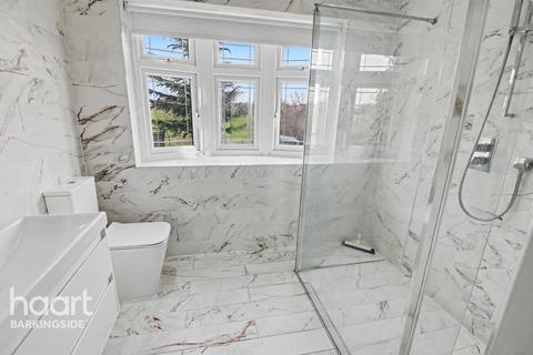 4 bedroom end of terrace house for sale, Fencepiece Road, Barkingside