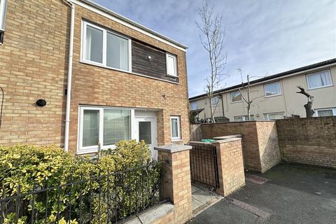 3 bedroom terraced house to rent, Tarleton Street, Ardwick, Manchester