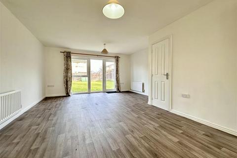 3 bedroom terraced house to rent, Tarleton Street, Ardwick, Manchester