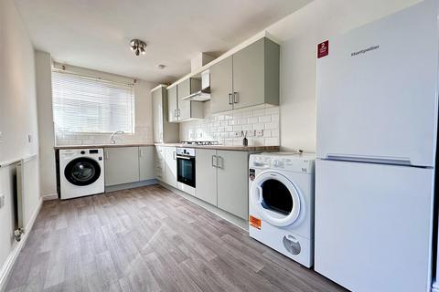 3 bedroom terraced house to rent, Tarleton Street, Ardwick, Manchester