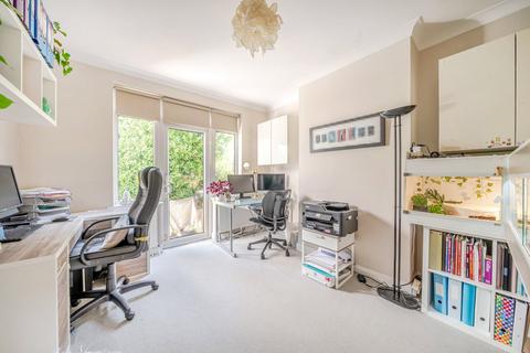 4 bedroom semi-detached house for sale, Lynwood Road, Thames Ditton, KT7