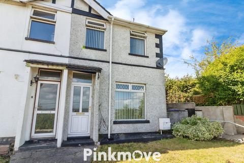 3 bedroom end of terrace house for sale, St. Dials Road, Cwmbran NP44