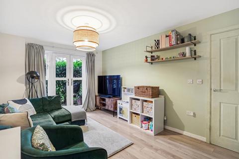 2 bedroom flat for sale, Worcester Close, Anerley, London, SE20