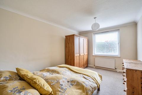 undefined, North Street, Carshalton SM5