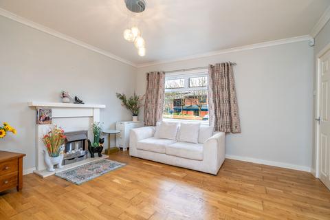 2 bedroom terraced house for sale, 74 Newbigging, Musselburgh, EH21 7AR