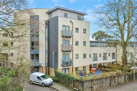 3 bedroom apartment for sale, Basingstoke Road, Berkshire RG2