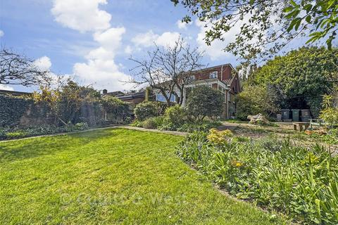 4 bedroom chalet for sale, Meadow Close, Brighton BN2