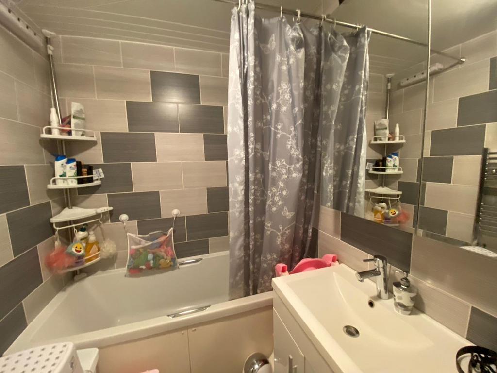 Bathroom angle 2