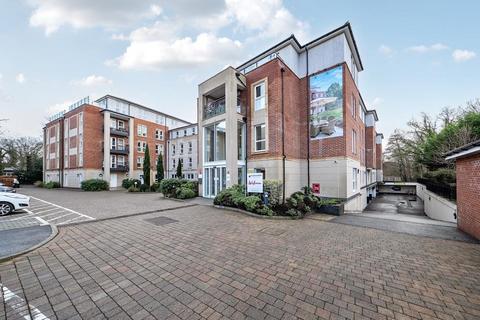 undefined, Augustus House,  GU25,  GU25