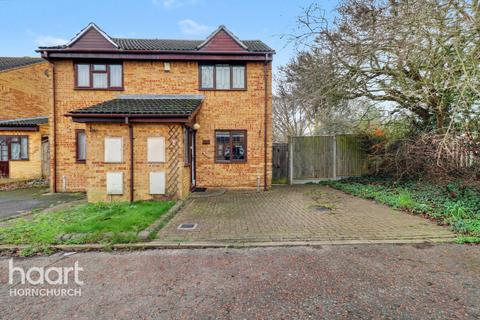 2 bedroom semi-detached house for sale, Pease Close, Hornchurch
