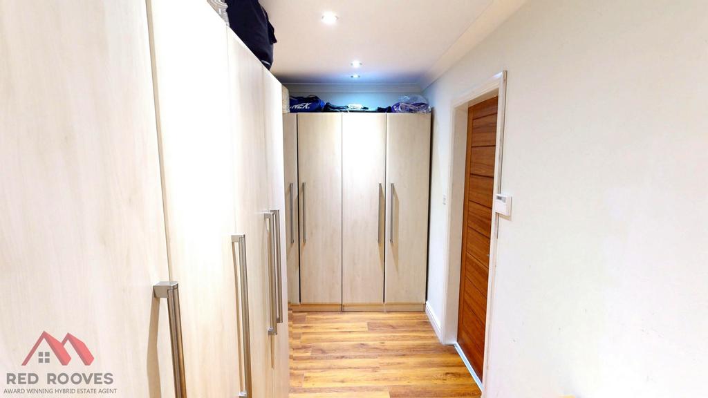 Walk in Wardrobe
