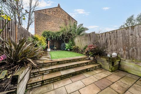 2 bedroom terraced house for sale, Hambro Road, Streatham, London, SW16