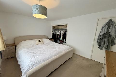 3 bedroom detached house to rent, Riverside, Storrington, Pulborough, RH20