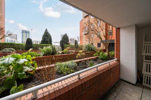 2 bedroom flat for sale, William Morris Way, Fulham, London, SW6