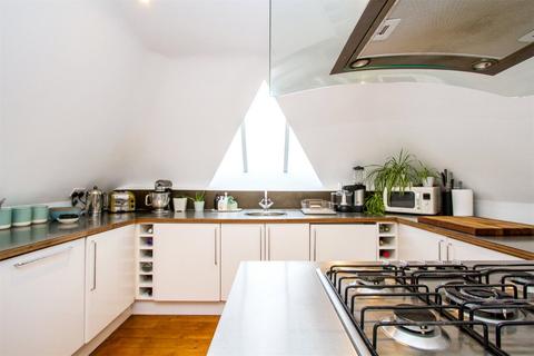 2 bedroom apartment for sale, Finsbury Road, Brighton BN2