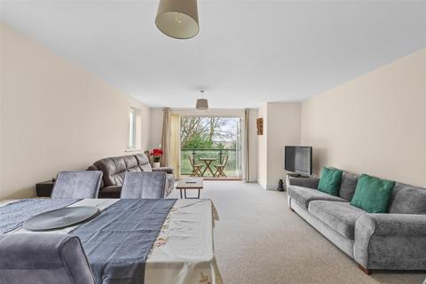 2 bedroom apartment for sale, Amersham Road, High Wycombe HP13