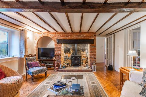 undefined, Idyllic Rural Living in Felbrigg