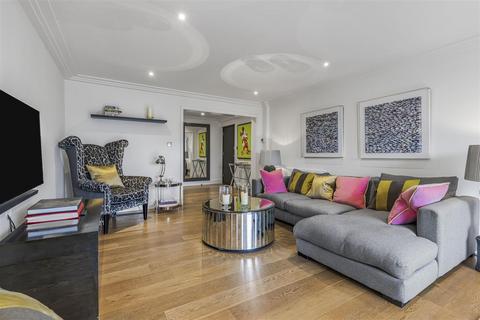 2 bedroom flat for sale, Upper Richmond Road, London