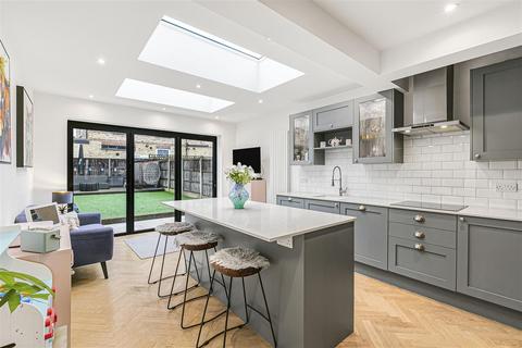 undefined, Clifton Road, Kingston Upon Thames KT2
