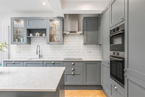 undefined, Clifton Road, Kingston Upon Thames KT2