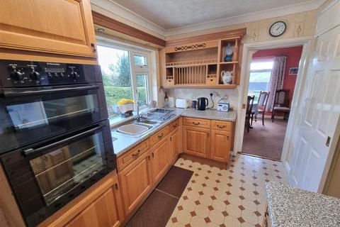 3 bedroom detached bungalow for sale, Hollies Road, Launceston