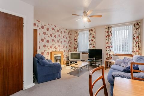 3 bedroom flat for sale, West Pilton Drive, Edinburgh, EH4