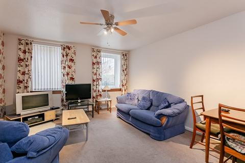 3 bedroom flat for sale, West Pilton Drive, Edinburgh, EH4
