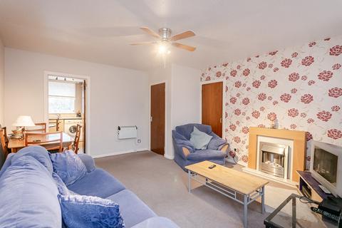 3 bedroom flat for sale, West Pilton Drive, Edinburgh, EH4