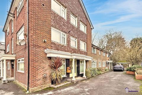 2 bedroom flat to rent, Roman House, Bitterne