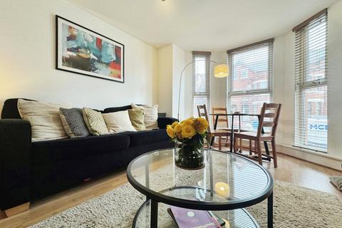 2 bedroom flat for sale, Central Road, West Didsbury, Manchester, M20