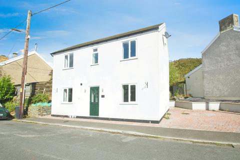 3 bedroom detached house for sale, Bedlinog Terrace, Bedlinog, Treharris