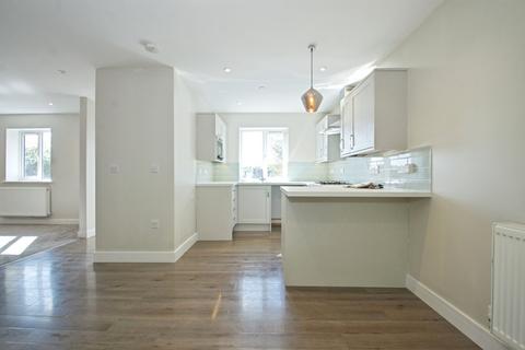 3 bedroom detached house for sale, Bedlinog Terrace, Bedlinog, Treharris