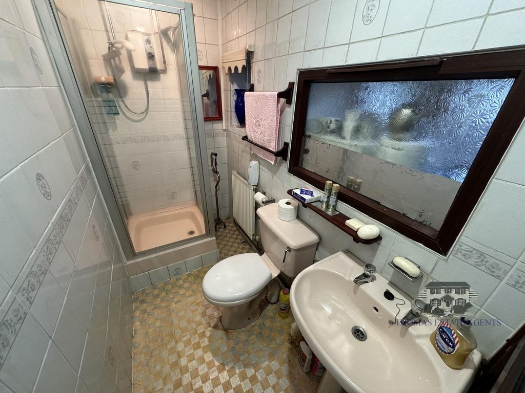 Ground Floor Shower Room