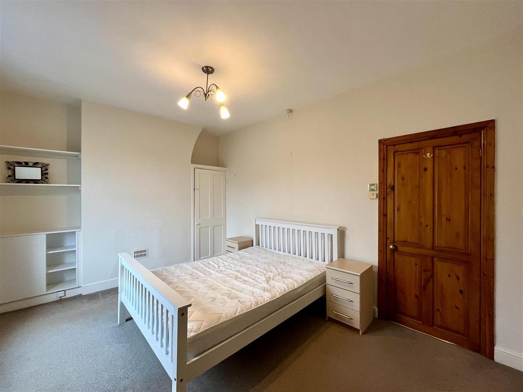 Bedroom 1 Aspect 2
