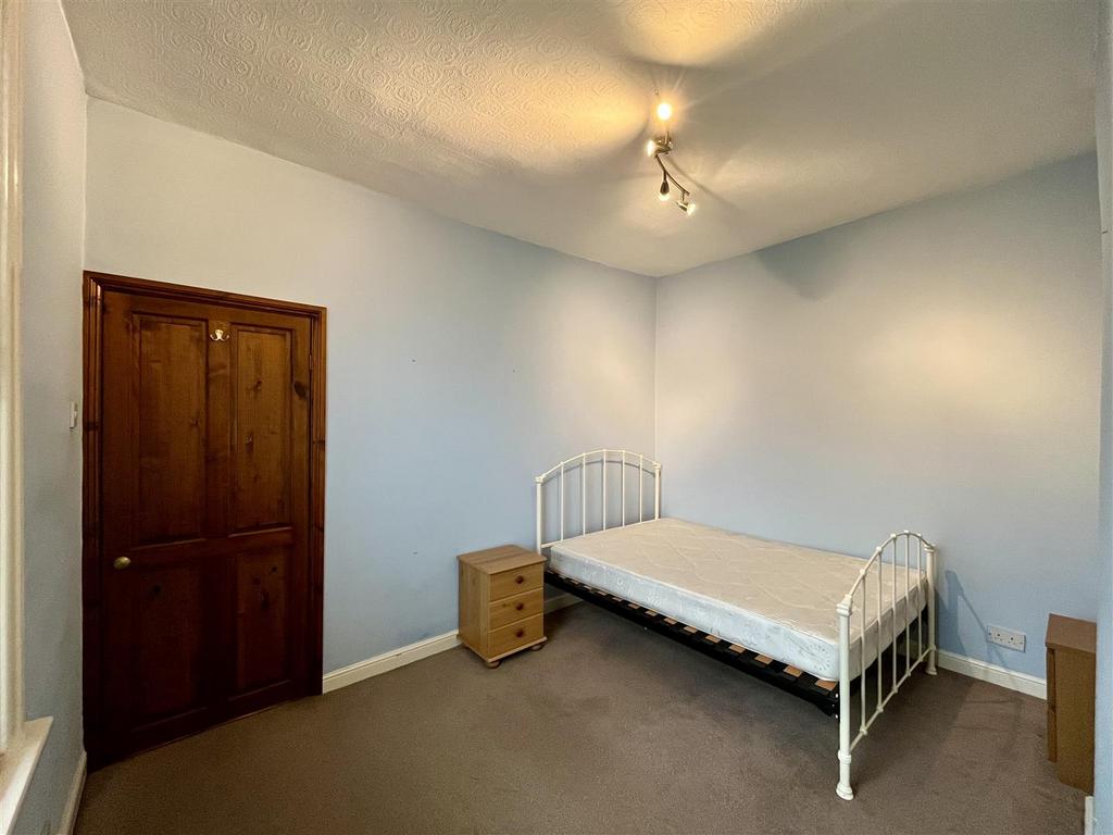 Bedroom 2 Aspect 2